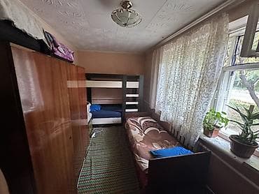 квартира 3 комнатная: 3 комнаты, 70 м², 1 этаж — 4