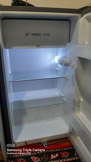 poco c 40: Компактный однокамерный холодильник с морозильной камерой Fresh Zone — 2