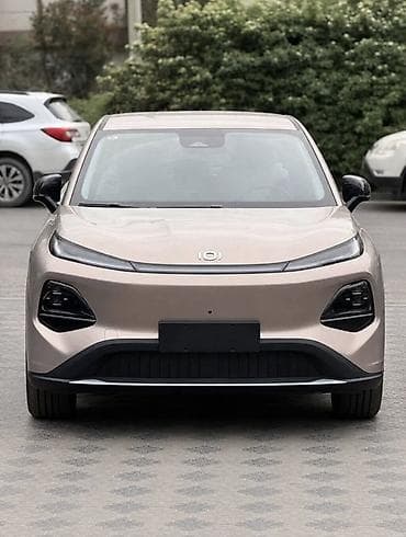 серый gac aion s: Changan Qiyuan Q05: 2026 г., Автомат, Электромобиль, Кроссовер — 5