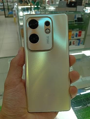 Техника и электроника: Infinix Zero 30, Б/у, 256 ГБ, цвет - Золотой, 2 SIM — 1