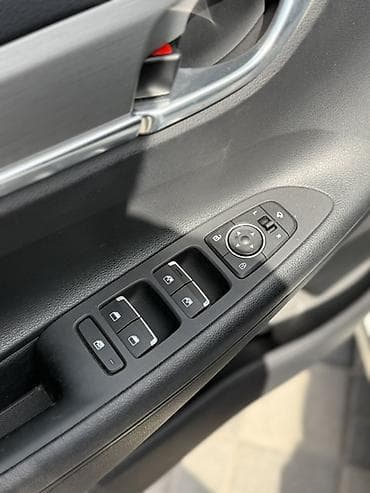 Продажа авто: Hyundai Grandeur: 2021 г., Автомат, Бензин, Седан — 8