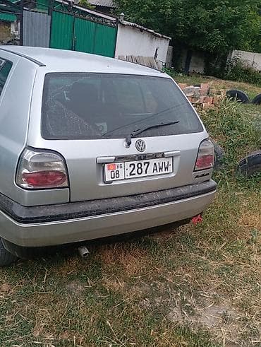 Продажа авто: Volkswagen Golf: 1992 г., 1.8 л, Механика, Бензин, Хэтчбэк — 1
