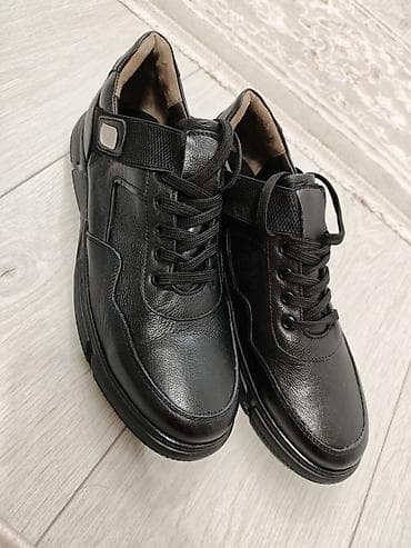 кроссовки kajila: Мужские кроссовки, 44, Новый, цвет - Коричневый — 2