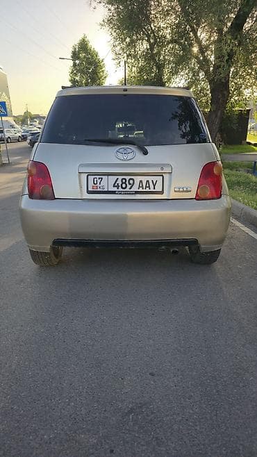 подкрыльник тойота ист: Toyota Ist: 2003 г., 1.3 л, Автомат, Бензин, Хэтчбэк — 4