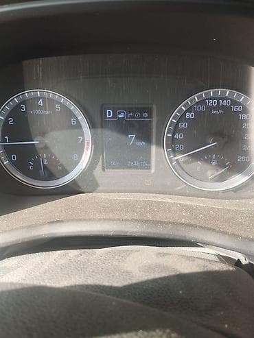 Hyundai Sonata: 2018 г., Автомат, Седан — 4