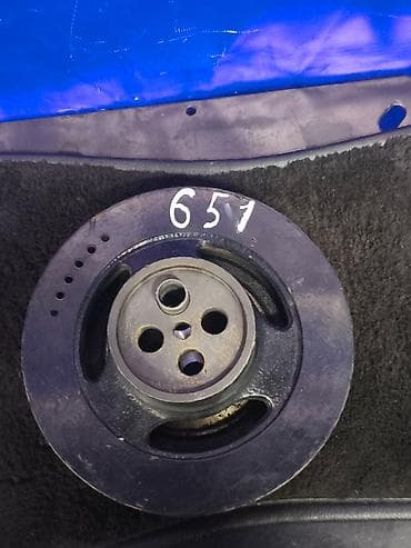 5 5 compressor: Шкив Mercedes-Benz 2013 г., Б/у, Оригинал, Япония — 1