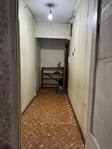 гум места: 32 м², С мебелью — 3