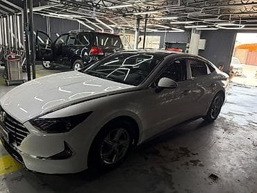 sprinter 2 7: Hyundai Sonata: 2019 г., 2 л, Автомат, Бензин, Седан — 4