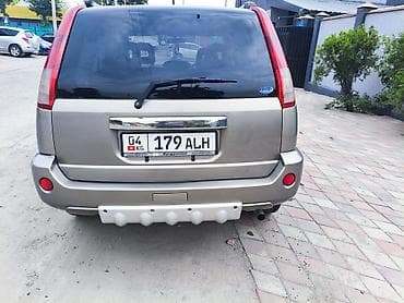 Nissan X-Trail: 2003 г., 2 л, Автомат, Бензин, Кроссовер — 6