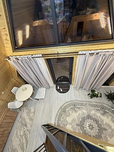 стол для парикмахера: Гостиница a-frame день ночь сутки в г Каракол ! Чисто и Уютно,свежий — 10