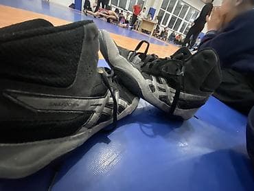 Ботинки: Мужские кроссовки, 38, Adidas, Б/у, Самовывоз — 4