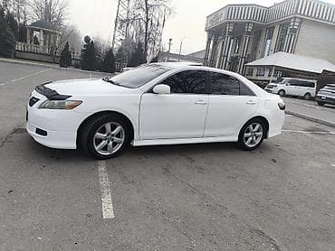 тюнинг салона: Автомобиль – седан, салон серо‑бежевый, тканевая обивка. Особенности — 6