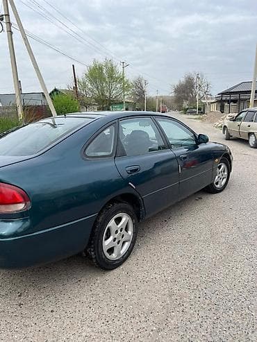 jetta 2: Mazda 626: 1993 г., Седан — 4