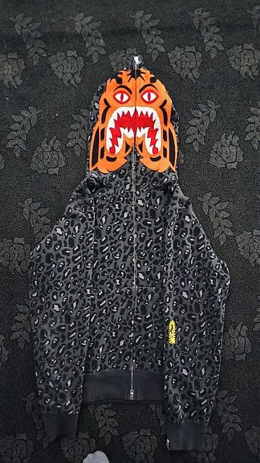 Толстовка Bape tiger leopard 1/🇰🇬 очень редкая модель в хорошем at lalafo.kg Толстовка Bape tiger leopard 1/🇰🇬 очень редкая модель в хорошем