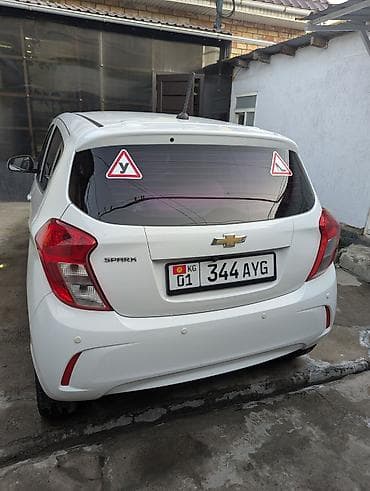 Chevrolet Spark: 2018 г., 1 л, Автомат, Бензин, Хэтчбэк — 4