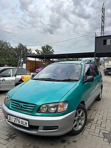 Toyota Ipsum: 1996 г., 2 л, Минивэн