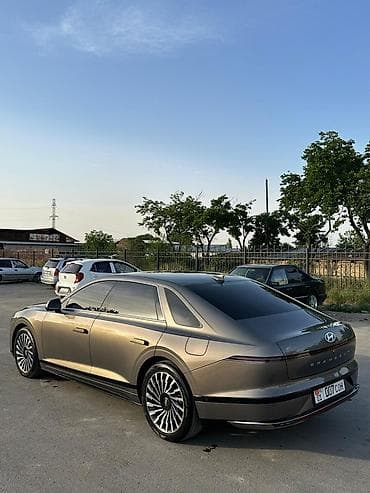 range over: Hyundai Grandeur: 2023 г., 1.6 л, Автомат, Гибрид, Седан — 3