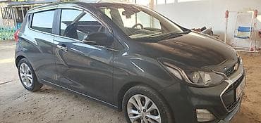 стик бот: Chevrolet Spark: 2018 г., 1 л, Автомат, Бензин, Хэтчбэк — 2