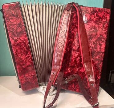 микрофон для озвучки видео купить: Аккордеон Weltmeister Stella, красный перламутровый корпус. Аккордеон — 5