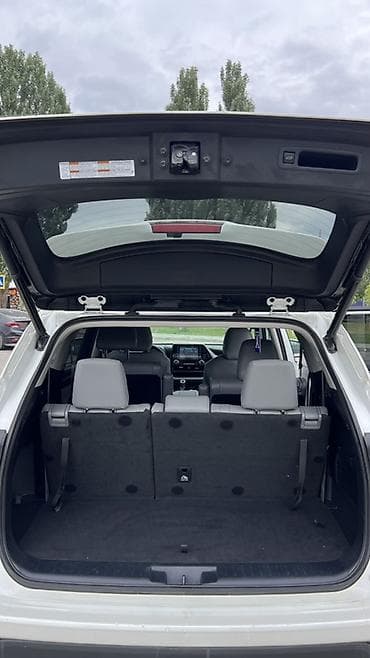 300 000: Toyota Highlander: 2020 г., 2.5 л, Автомат, Гибрид, Кроссовер — 9