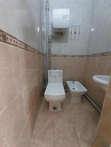 Квартиры: 5 и более комнат, 100 м² — 9
