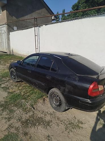 Mitsubishi Carisma: 2003 г., 1.8 л, Кол менен иштөөчү, Бензин, Седан — 3