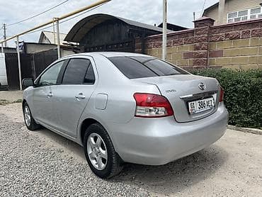 Продажа авто: Toyota Yaris: 2008 г., 1.3 л, Автомат, Бензин, Седан — 3