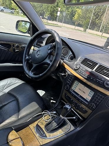 обмен автомашины: Mercedes-Benz E-Class: 2006 г., 3.5 л, Автомат, Бензин, Седан — 9