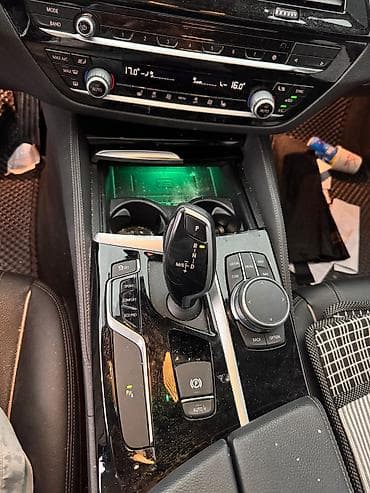 kia k7: BMW 5 series: 2019 г., 2 л, Бензин — 10