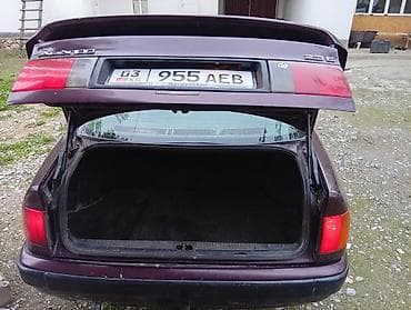 Audi 100: 1991 г., 2.3 л, Ручные, Бензин, Седан