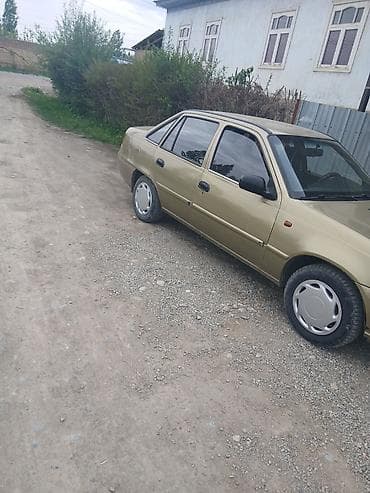 рекстон авто: Daewoo Nexia: 2009 г., 1.5 л, Кол менен иштөөчү, Седан — 4