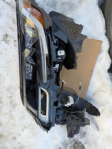 bravo light: Передняя правая фара Land Rover 2020 г., Б/у, Оригинал, Франция — 7