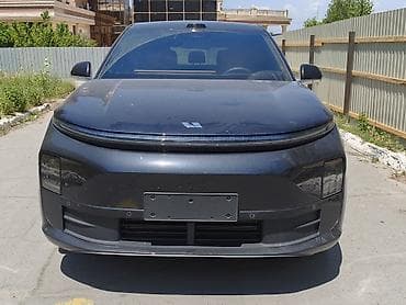 geely coolray: Lixiang L6: 2025 г., 1.5 л, Автомат, Гибрид, Кроссовер — 1