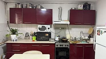 Кухонные гарнитуры: Кухонный гарнитур, Пластик — 1