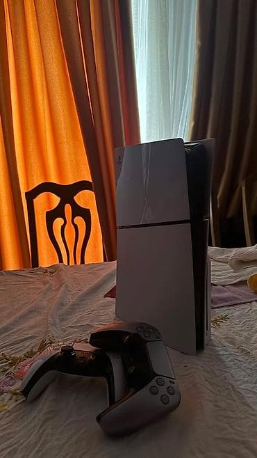 джойстики ps5: PlayStation 5 (версия с дисководом) + 2 геймпада DualSense срочно — 5