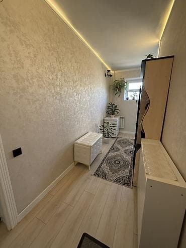 Металлические сейфовые двери: Светлый комплект межкомнатных дверей и отделки для квартиры/дома — 1