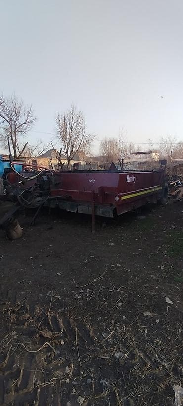 Продаю Трактор МТЗ 80 состояние самолёт. сел поехал. Комбайн Штольц at lalafo.kg Продаю Трактор МТЗ 80 состояние самолёт. сел поехал. Комбайн Штольц