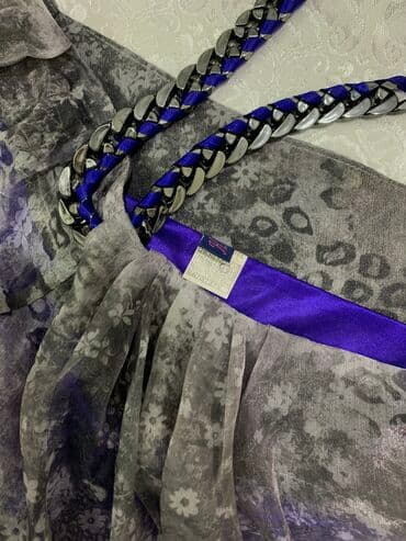 прокат карнавальных костюмов в бишкеке: Продаю б/у платье Размер 42-46 Состояние отличное Покупали дороже — 3