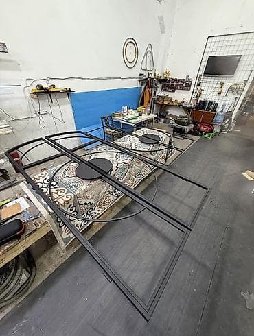 требуется рабочий с проживанием: Требуется Сварщик, Оплата: Каждые 10 дней, 1-2 года опыта — 3