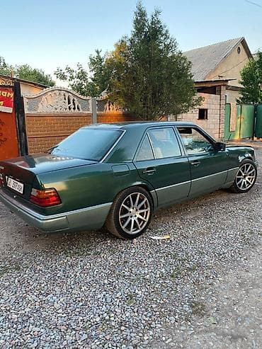 салон сиденья на мерседес 124: Mercedes-Benz W124: 1993 г., 3.2 л, Механика, Седан — 9