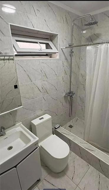 2х: 🏡 Продаётся 2-х этажный дом 📍Район : Ак-Орго ж/м 📌Расположение  — 10