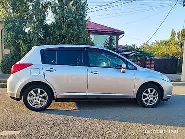 infinity fx35: Nissan Tiida: 2005 г., 1.5 л, Вариатор, Бензин, Хэтчбэк — 2