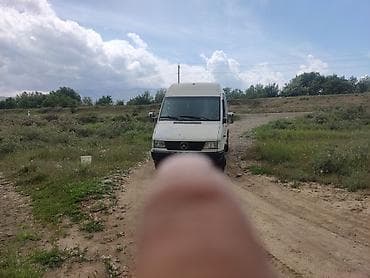авто ижара: Жеңил жүк ташуучу унаа, Mercedes-Benz, Стандарт, 3 т, Колдонулган — 10