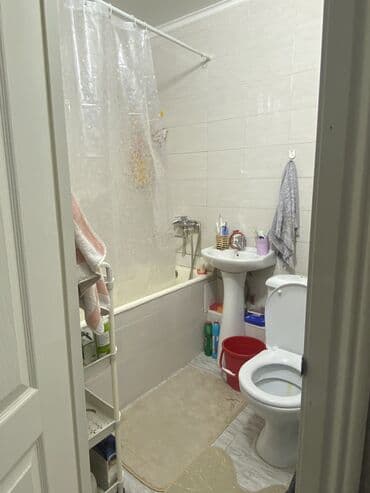 сниму 1 комнатную квартиру на долгий срок: Комнатага бир кыз алынат 3 буз болуп жашайбыз район Правда Боконбай — 4