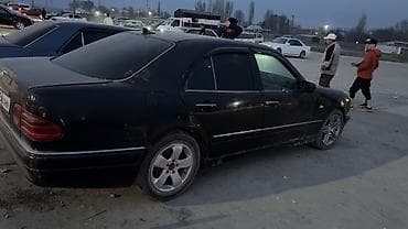 mercedes авто: Mercedes-Benz E-Class: 1996 г., Седан — 3