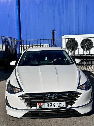 Hyundai Sonata: 2019 г., 2 л, Автомат, Бензин, Седан