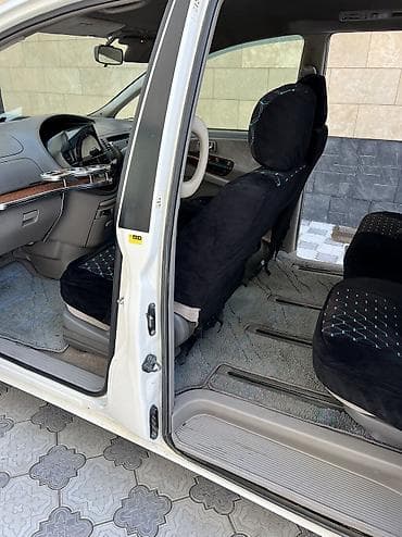 town ace: Toyota Estima: 2002 г., 2.4 л, Автомат, Газ, Минивэн — 7