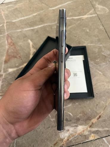 компьютеры монитор: Samsung Galaxy S23 Ultra, Б/у, цвет - Черный — 5