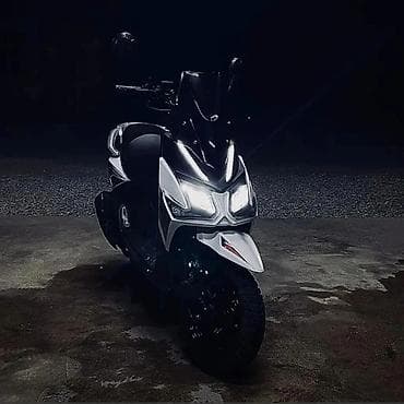 gilera runner: Скутер/максискутер городской класса с внедорожным потенциалом — 1