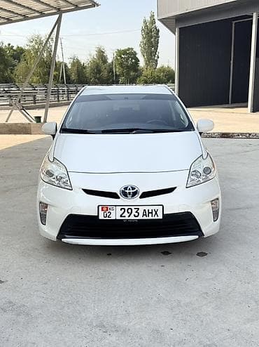 х5 2022: Toyota Prius: 2015 г., Гибрид, Хэтчбэк — 2